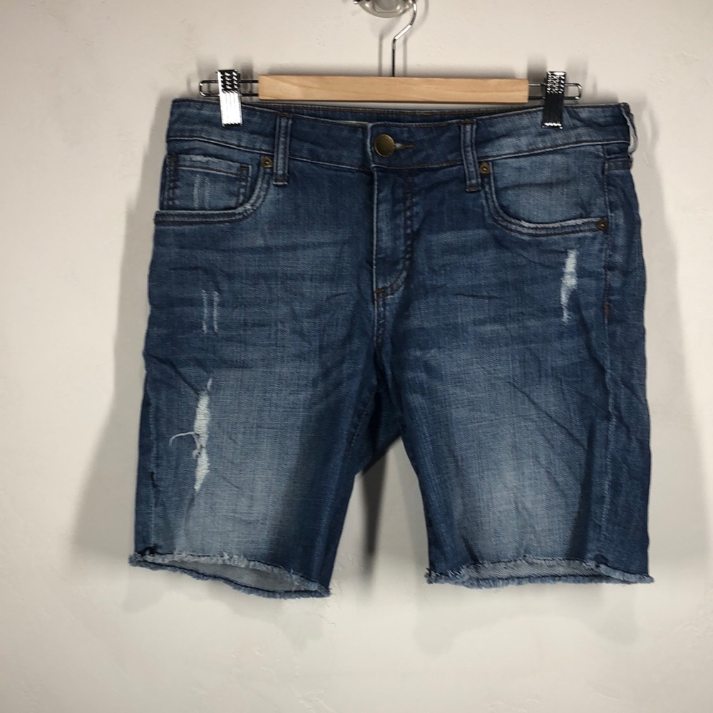KUT from the Kloth Boyfriend denim shirts size 6